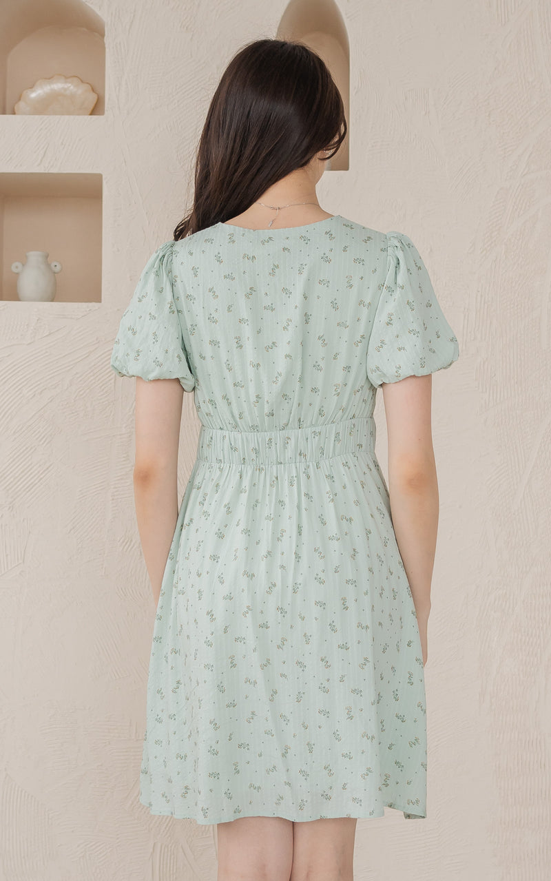 Collins Floral Nursing Dress in Green