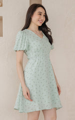 Collins Floral Nursing Dress in Green