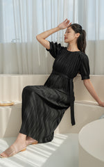 Genevieve Pleated Nursing Dress in Black