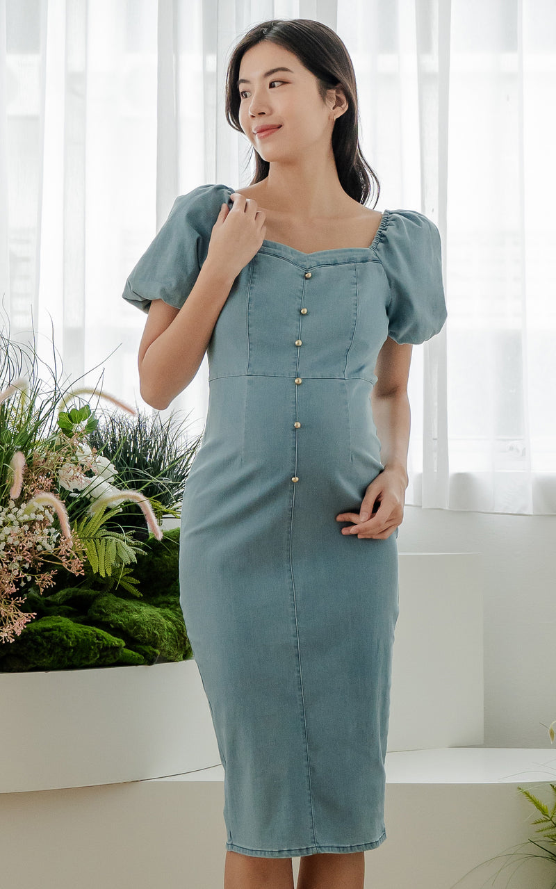 Kaylee Bodycon Nursing Dress in Light Denim