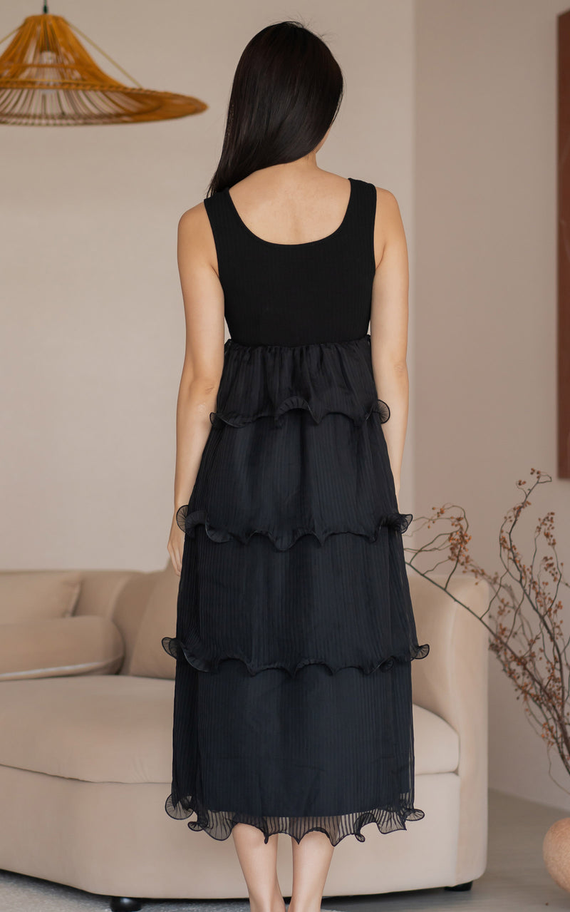 Lena Pleated Nursing Dress in Black