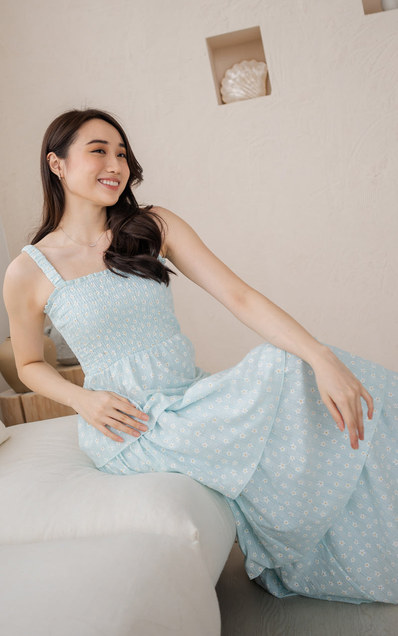 Lilith Tiered Floral Nursing Dress in Blue