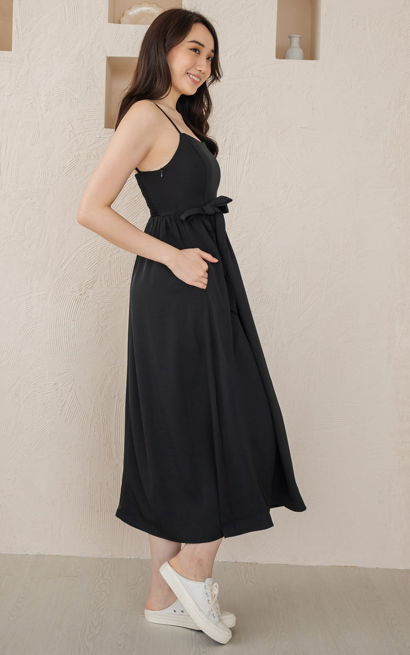 Stevie Ribbons Padded Nursing Dress in Black